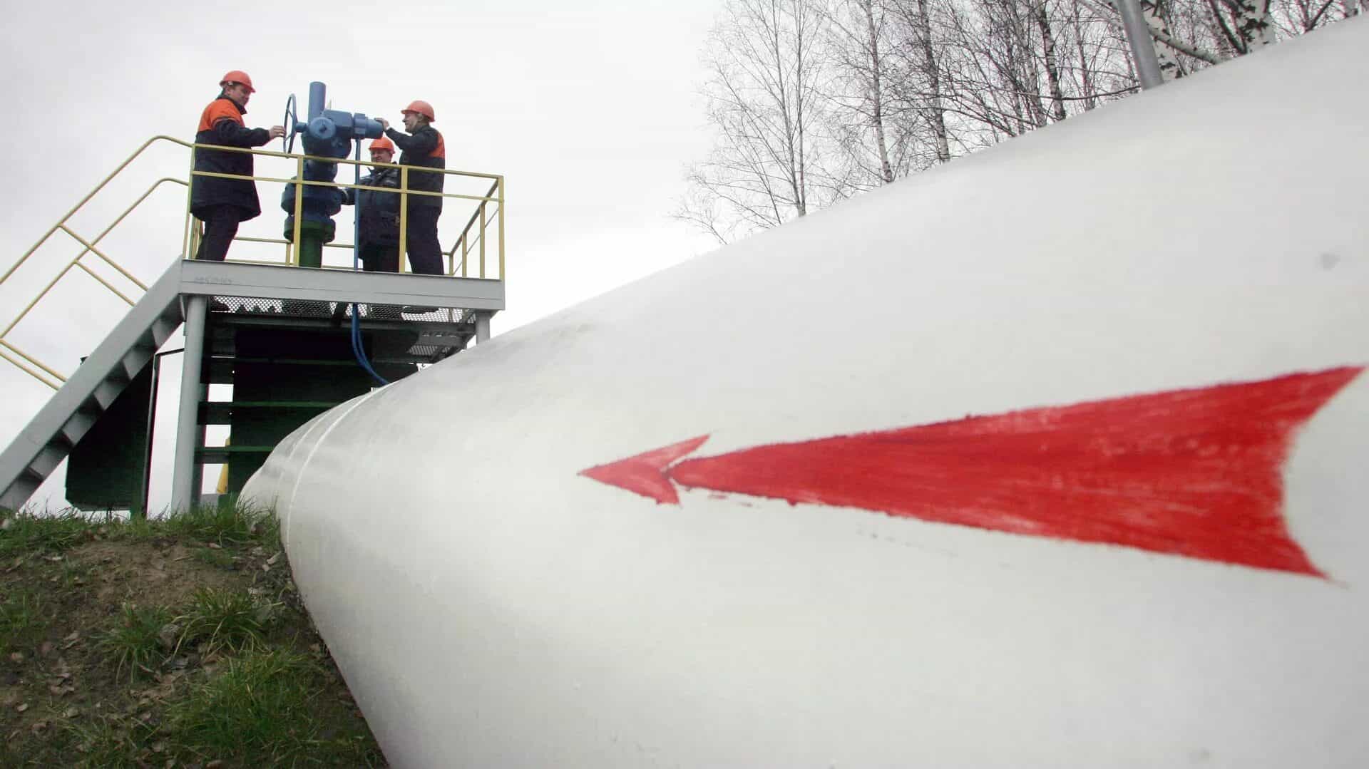 Rosja wstrzymała dostawy ropy do Polski.