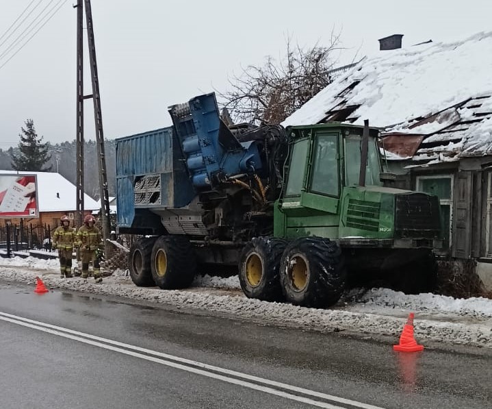 Zdarzenie drogowe w Stoczku Łukowskim: Apel o Ostrożność w Zimowych Warunkach